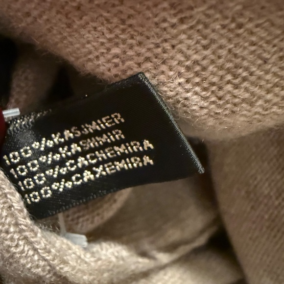 One shoulder cashmere dress - Picture 3 of 3